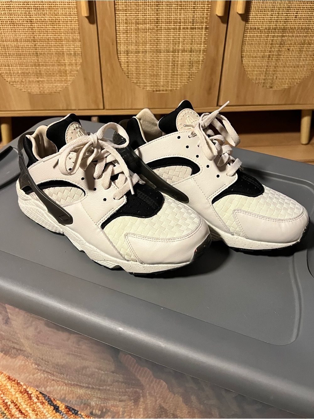 Nike Women's Huarache White and Black Sneakers
